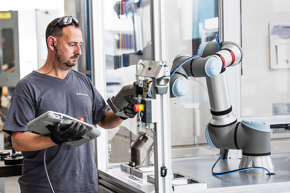 New Universal Cobot Set for Premier at Robotics and Automation